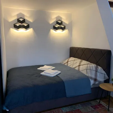 Old Town Center Daire